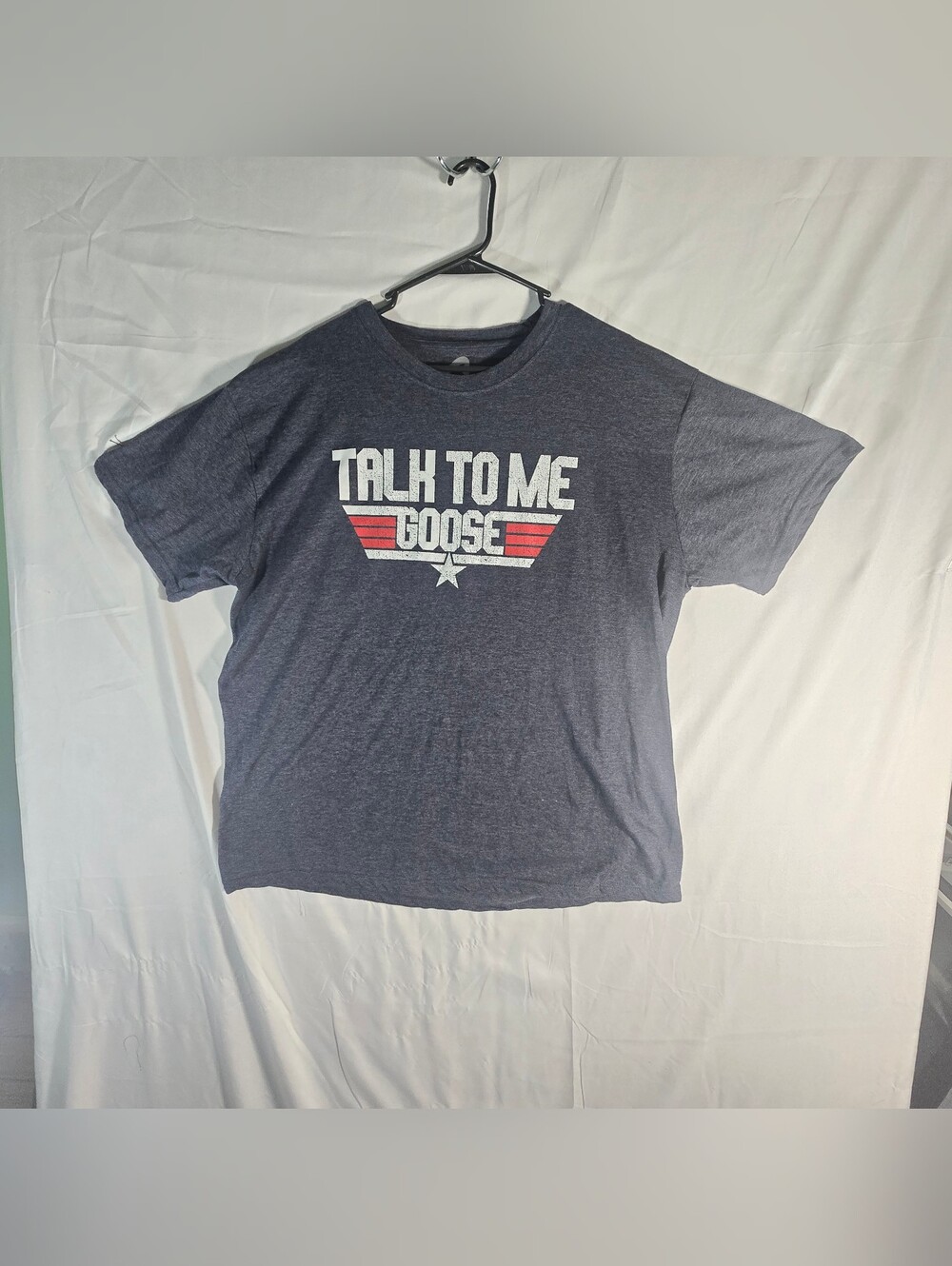 surf style Navy 'Talk To Me Goose' Graphic Tee